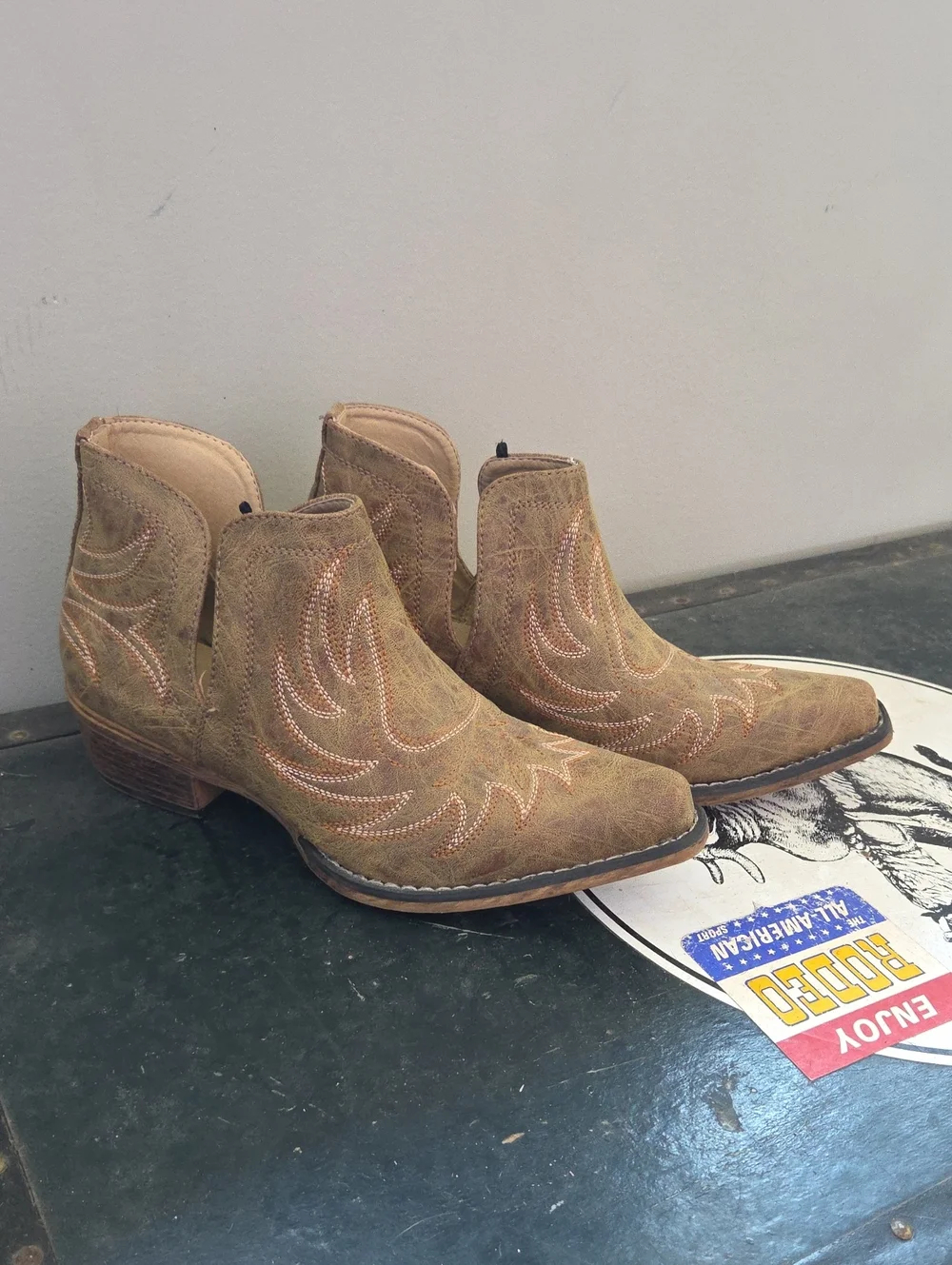 Woman's Roper Booties